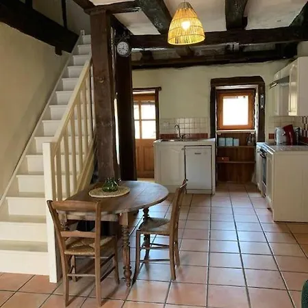 Maison Medievale Climatisee Avec Jardin Monpazier Exterior foto