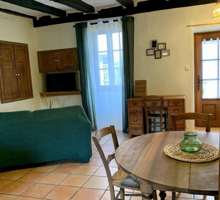 Maison Medievale Climatisee Avec Jardin * Monpazier