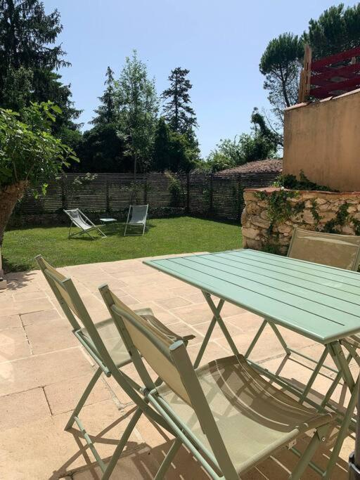 Holiday home Maison Medievale Climatisee Avec Jardin Monpazier